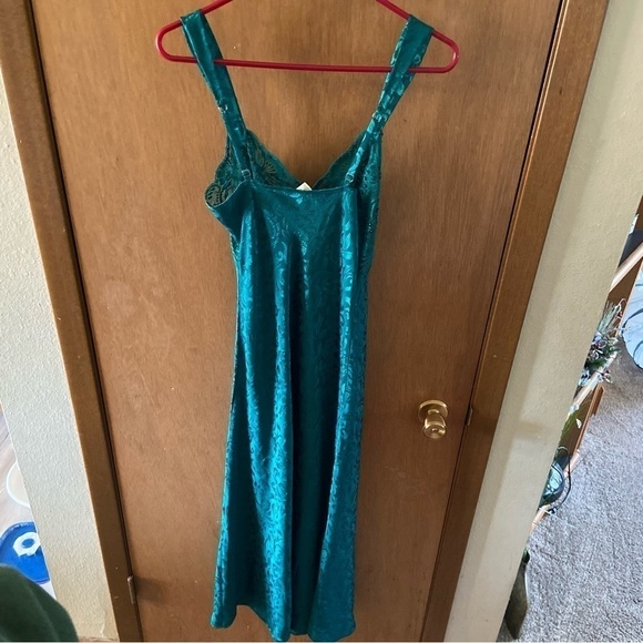 Victoria’s Secret Y2K Nightgown Gold Label Vintage Size Small - Picture 11 of 11